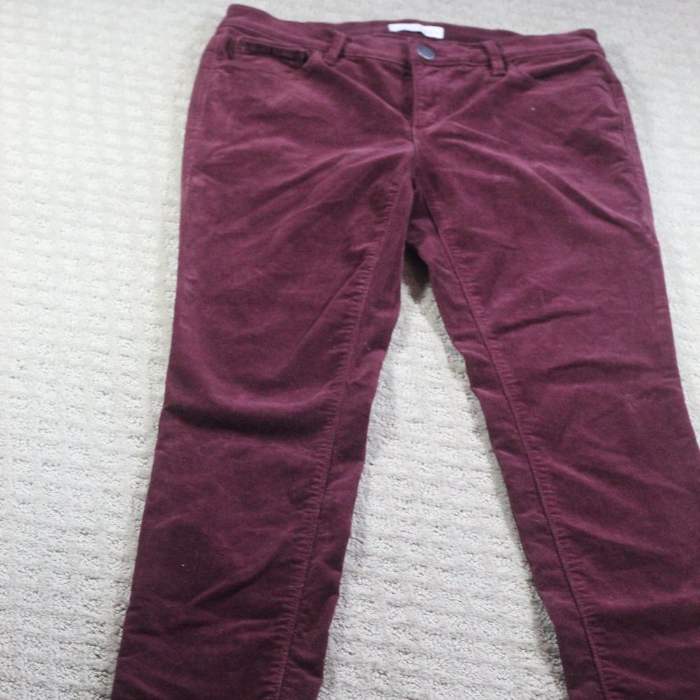 Loft Size 4 Modern Skinny Low Rise Corduroy Pants